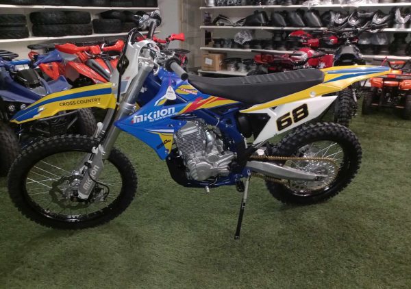 MZK 250cc dirt bike