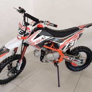 Upbeat 125cc önindítós és berugós dirt bike